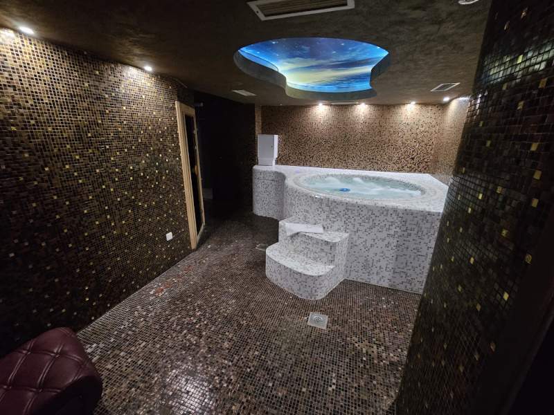 Hotel sa Djakuzijem u Sobi